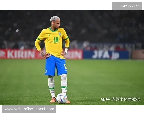 内马尔定位球妙传制造连环插上,巴西前场配合更默契